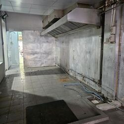 Desker Road Conservation Area (D8), Retail #581238641